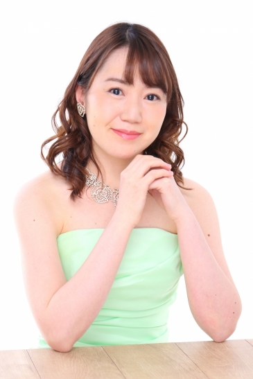 阿見真依子
オフィシャルウェブサイト/
Maiko Ami Official Website